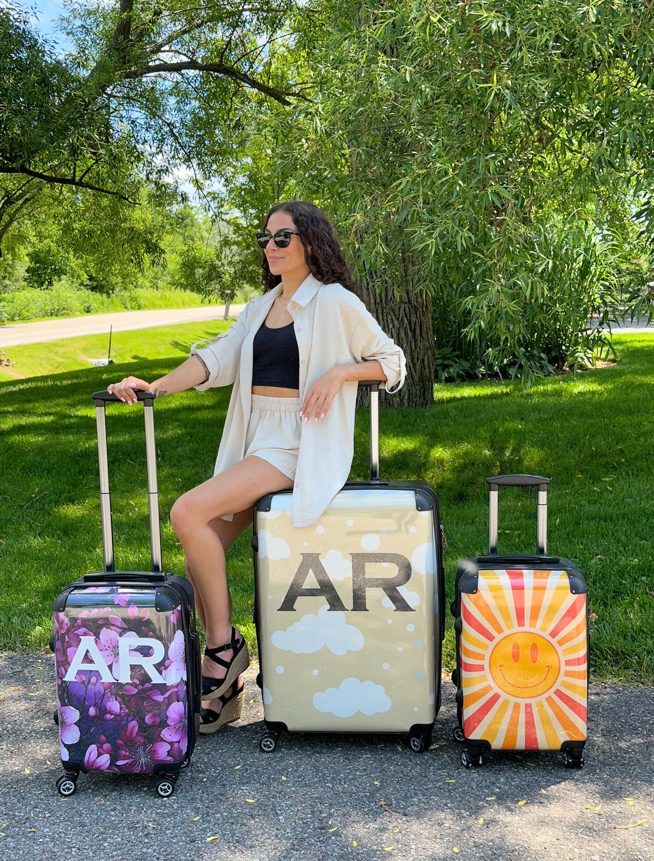 PERSONALIZED BLACK AND GOLD MARBLE INITIAL LUGGAGE