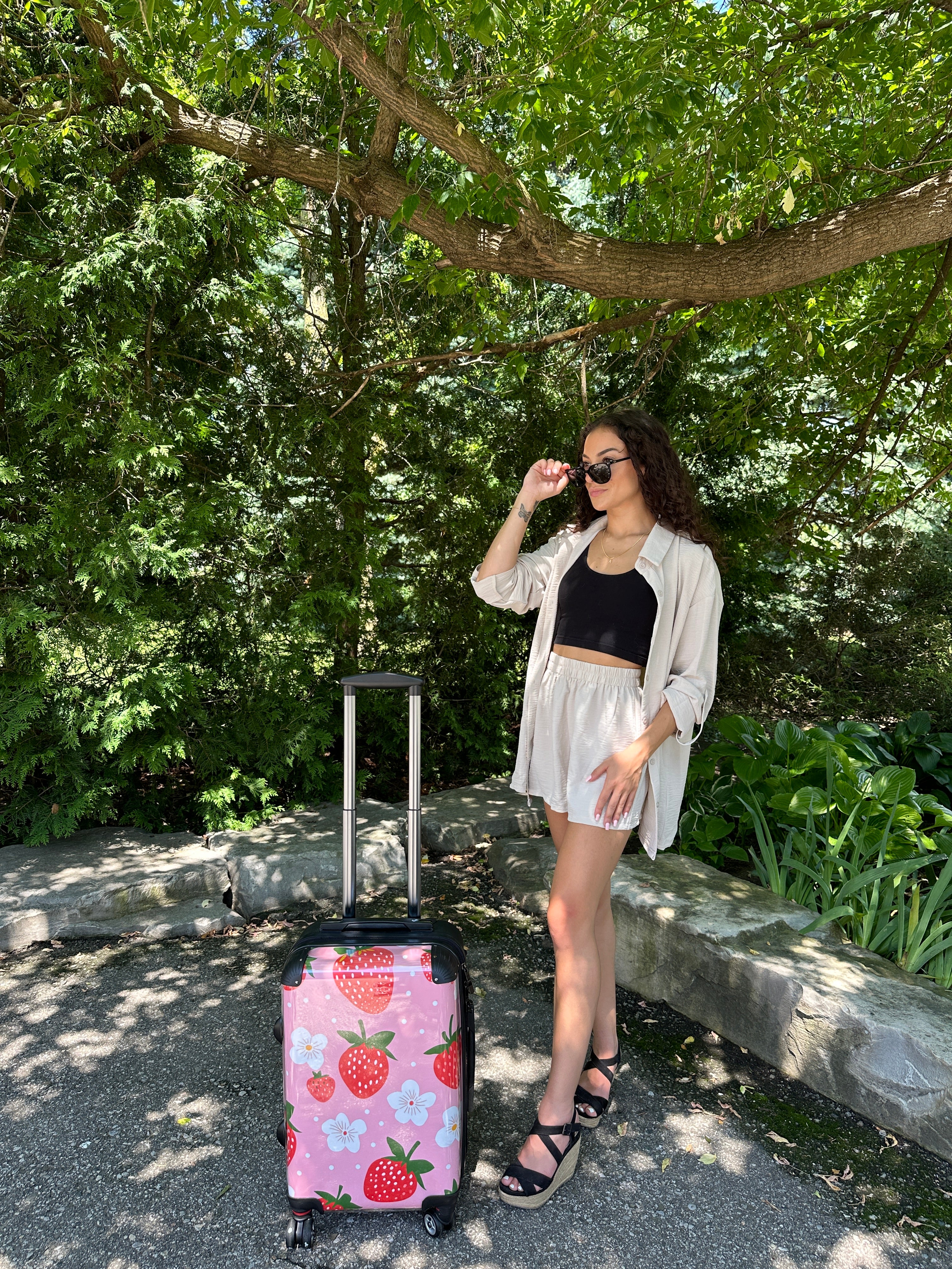 PERSONALIZED INITIAL PINK STRIPE LUGGAGE